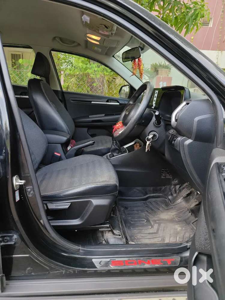 Kia Sonnet 2022 Cng+petrol , Excellent Condition, Only 37500 Km Dirven