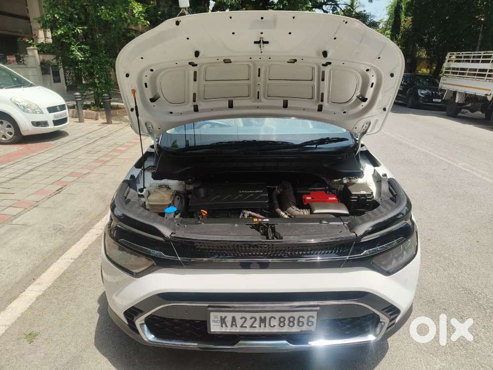 Kia Carens 1.4 Luxury Plus 6 Str, 2022, Petrol