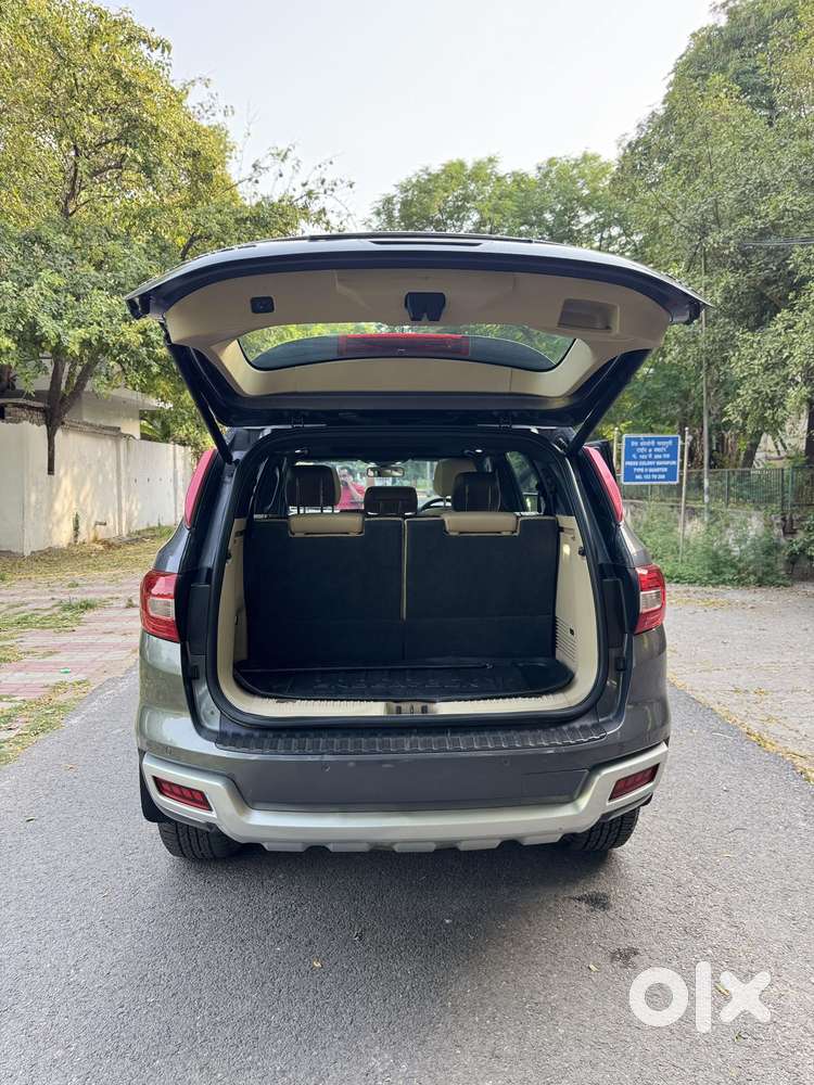 Ford Endeavour 3.2 Titanium At 4x4, 2017, Diesel