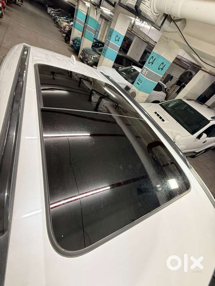 Mahindra Xuv700 2.2 Ax 7 Diesel At Str, 2023, Diesel