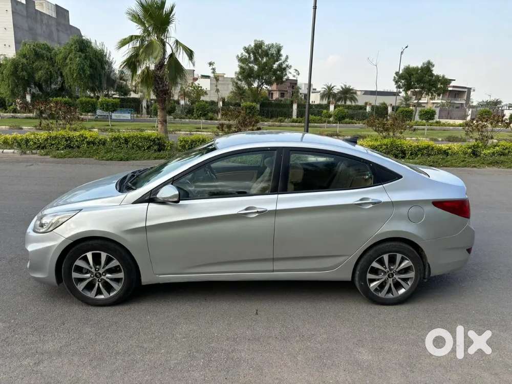 Hyundai Verna 2015 Fluidic Diesel Manual