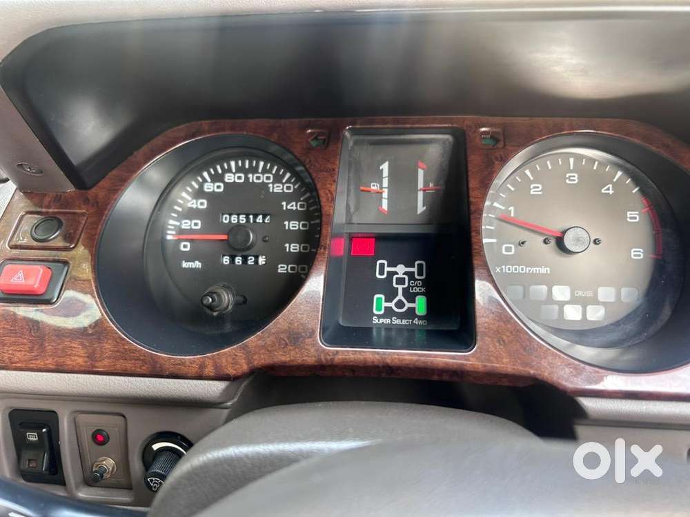 Mitsubishi Pajero Sfx