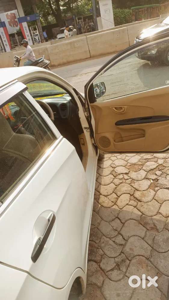 Honda Amaze 1.2 Petrol 2015