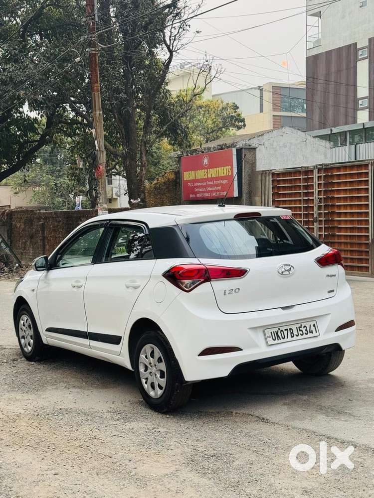 Hyundai I20 Magna 1.2 Mt, 2015, Petrol
