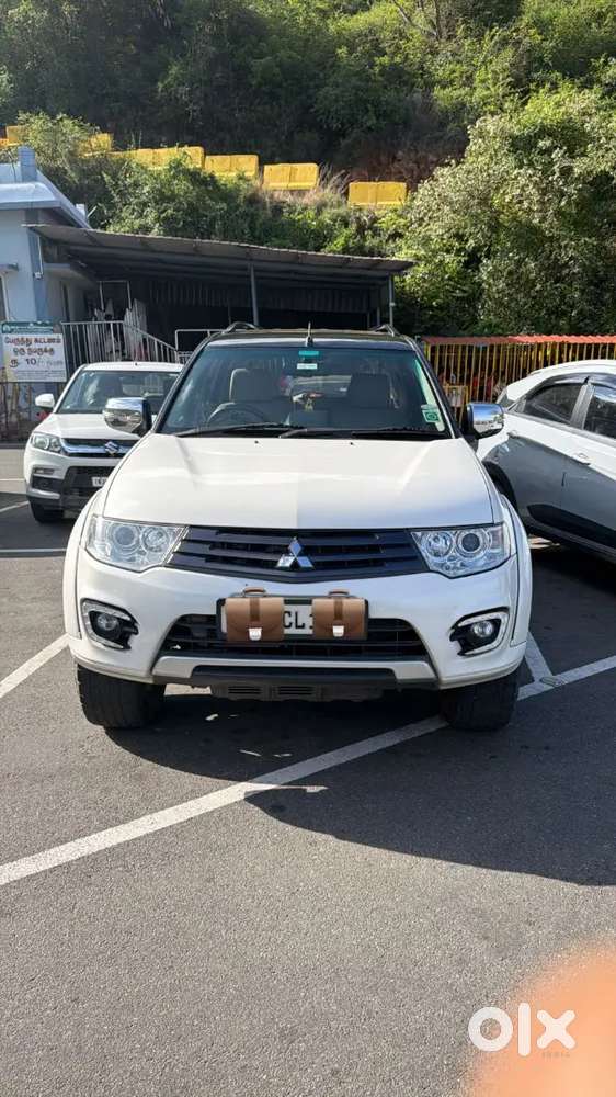 Mitsubishi Pajero Sport 2017 Diesel Well Maintained