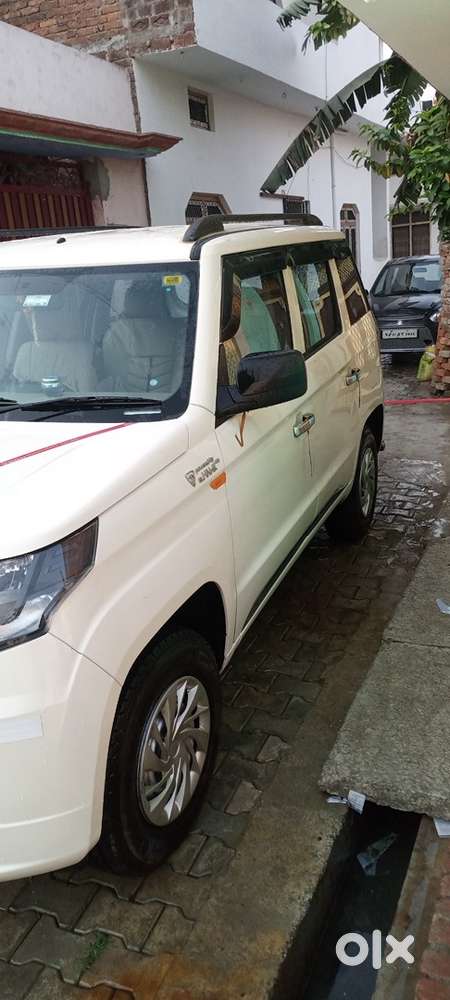 Mahindra Tuv 300 Plus 2001