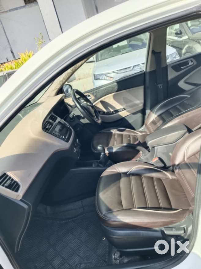 Hyundai I20 Sportz 1.2 Vtvt, 2019, Petrol