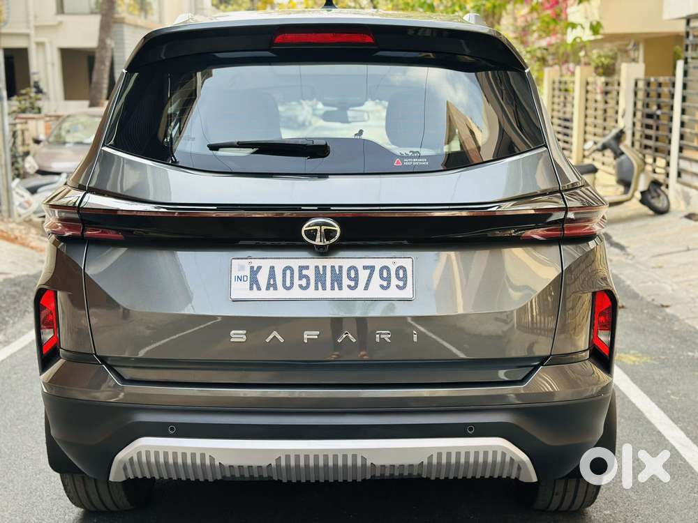 Tata Safari Accomplished X Plus 6 Str Dark Edition At, 2025, Diesel