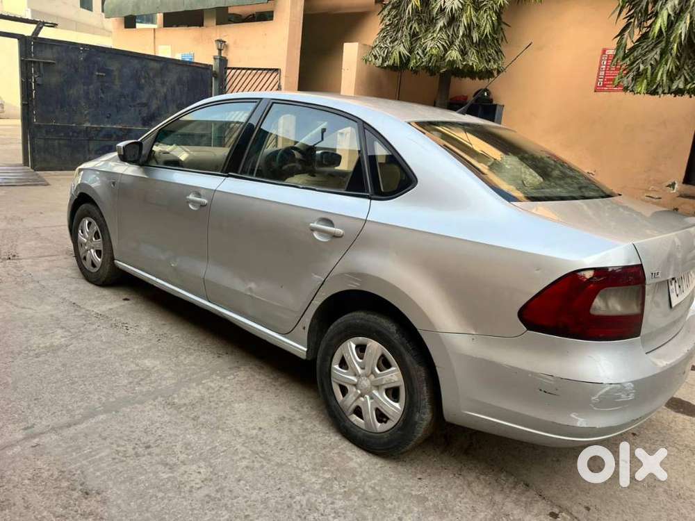 Skoda Rapid 2012 Diesel 166918 Km Driven
