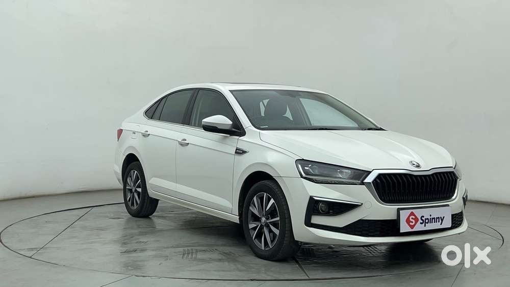 Skoda Slavia Style 1.0l Tsi Mt, 2022, Petrol