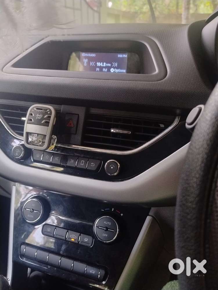 Tata Nexon Petrol 2018
