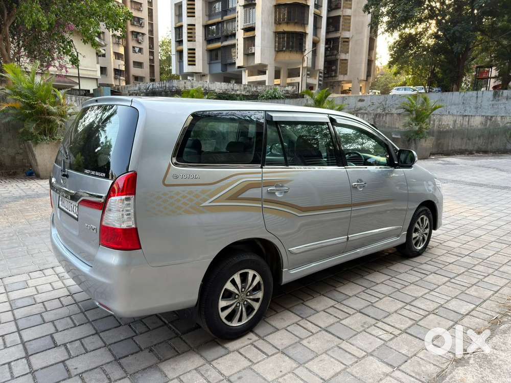 Toyota Innova 2015 Diesel 183000 Km Driven