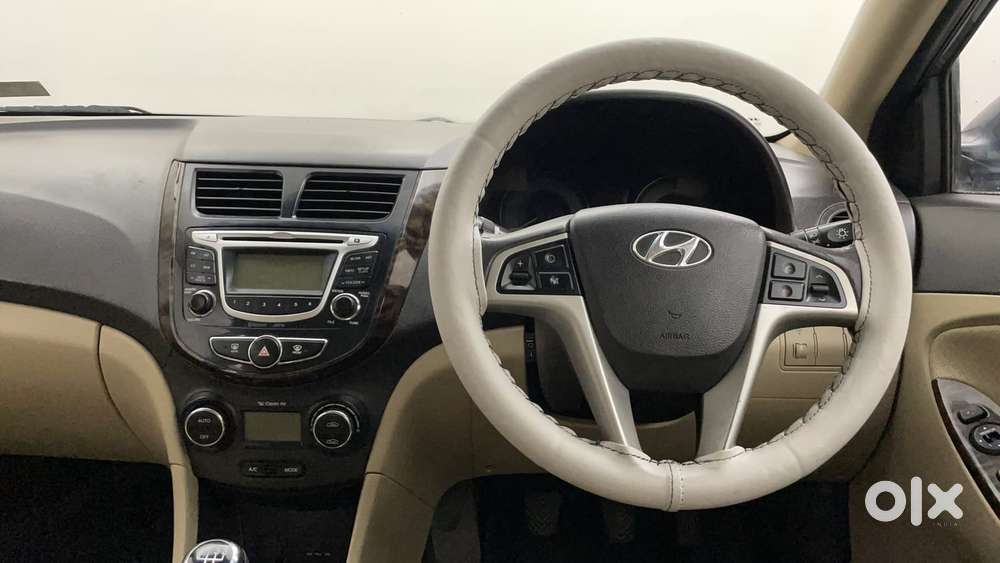 Hyundai Verna Fluidic 1.6 Vtvt Sx Opt, 2013, Petrol