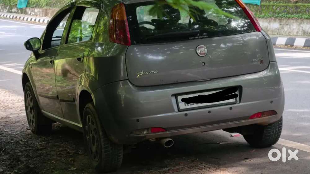 Fiat Punto 2010 Diesel 121000 Km Driven