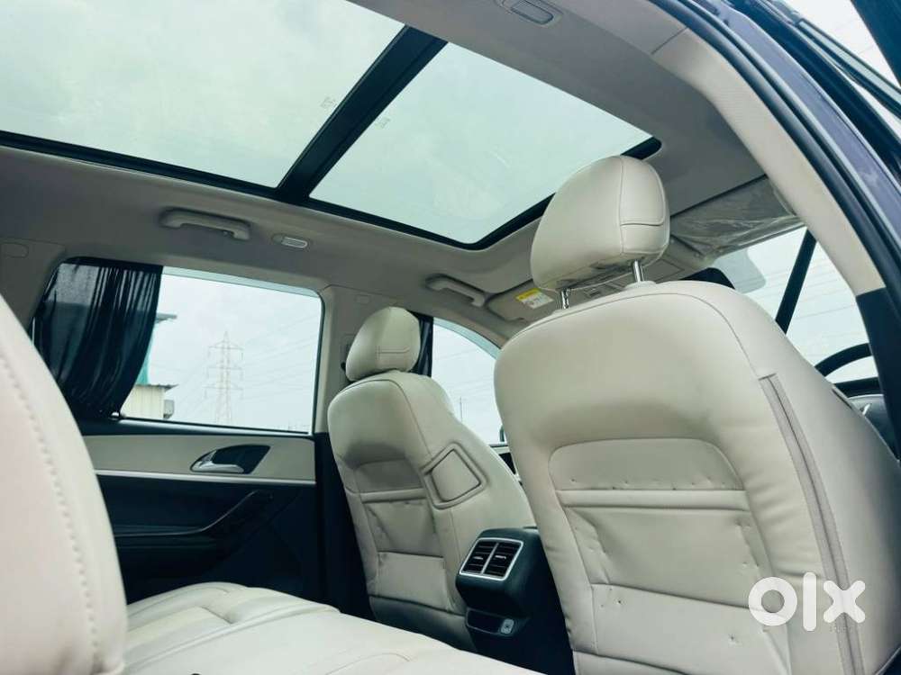 Mahindra Xuv700 2.2 Ax 7 Diesel At Str, 2023, Diesel