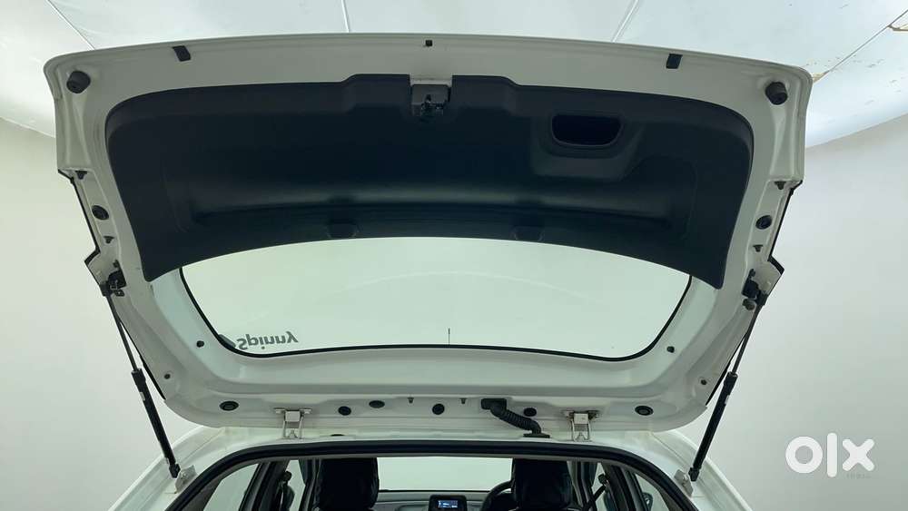 Tata Altroz 1.2 Xe Plus Petrol, 2021, Petrol
