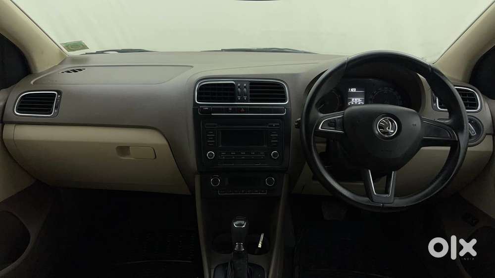 Skoda Rapid [ ] 1.6 Style Plus Mpi At, 2016, Petrol