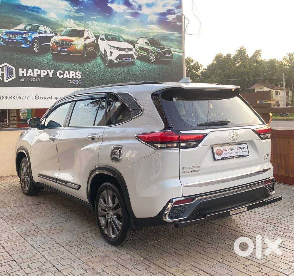 Toyota Innova Hycross 2.0 Zx (o) Hybrid 7 Str, 2025, Petrol