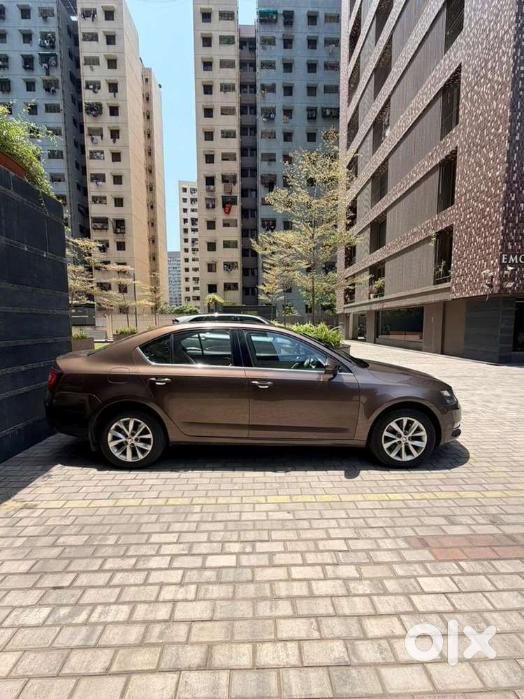 Skoda Petrol 1.8 Tsi L&k Automatic Premium Brown