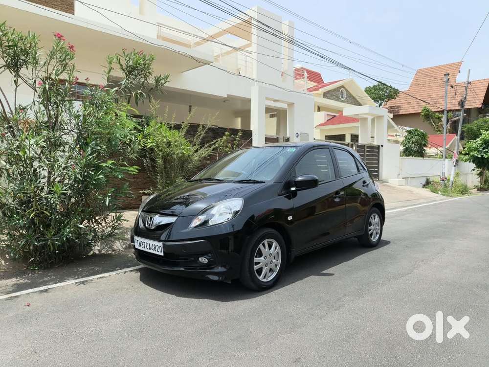 Honda Brio V Mt, 2012, Petrol