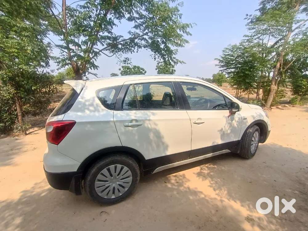 Maruti Suzuki S-cross 2016 Diesel 90555 Km Driven