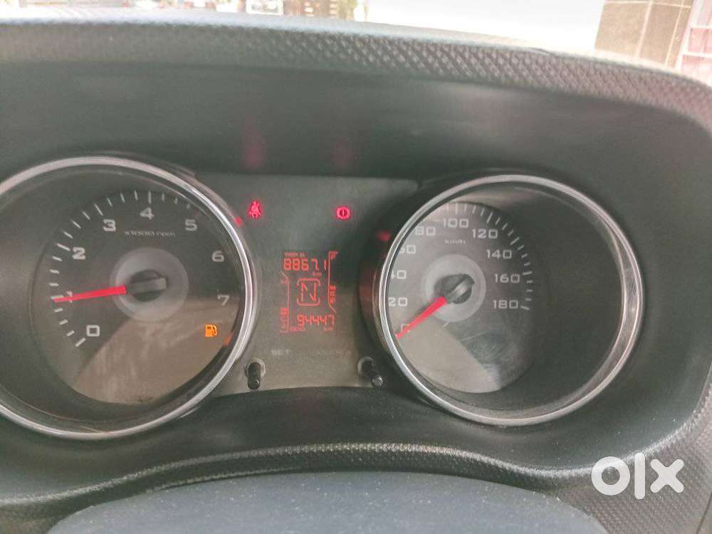 Mahindra Tuv 300 T8, 2016, Diesel
