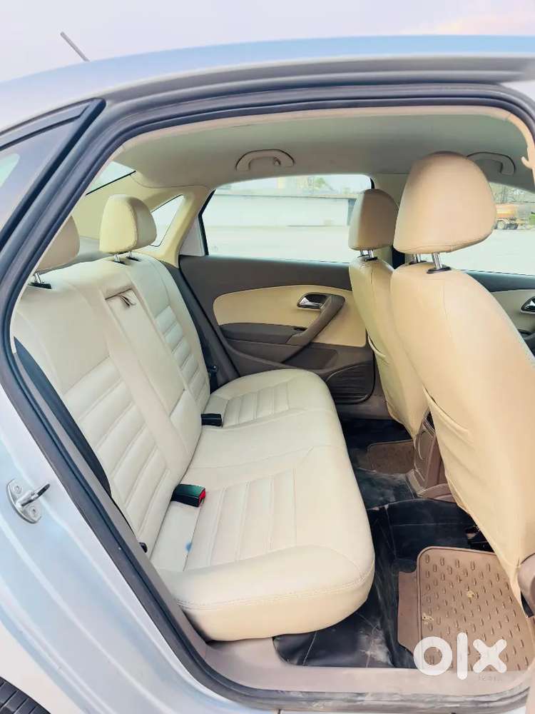 Skoda Rapid  2015