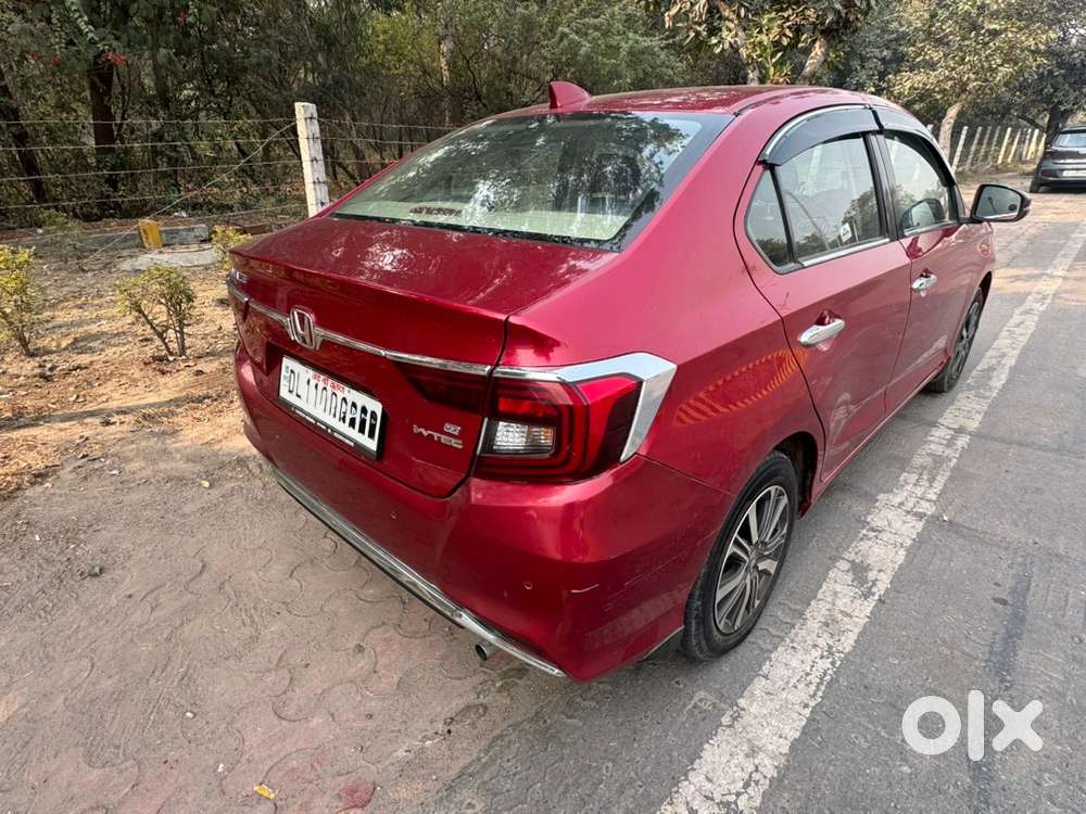 Honda Amaze Vx Cvt Automatic (top Model)  Oct 2021  Cherry Red