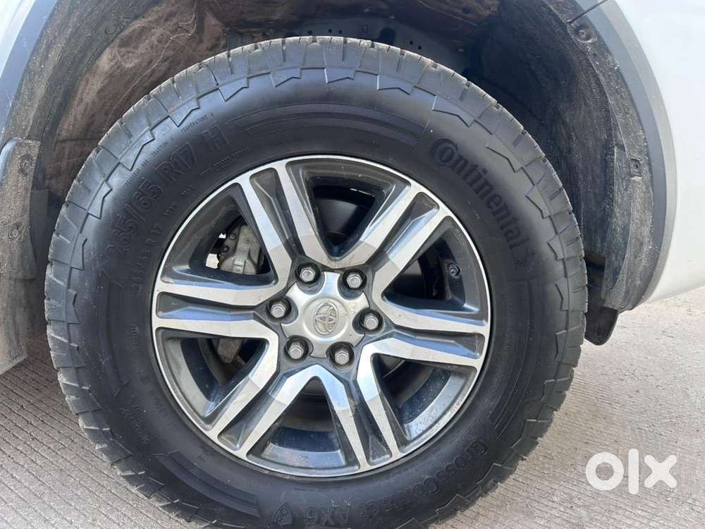 Toyota Fortuner 2022 Diesel 75000 Km Driven