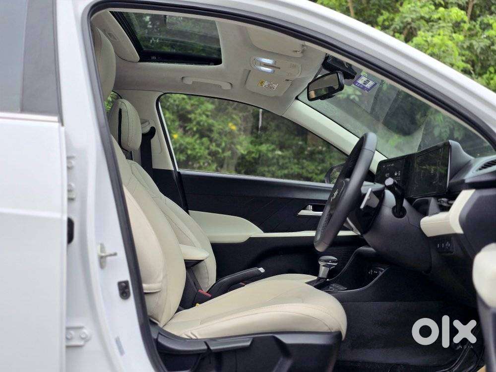 Hyundai Verna 1.6 Sx Vtvt At, 2023, Petrol