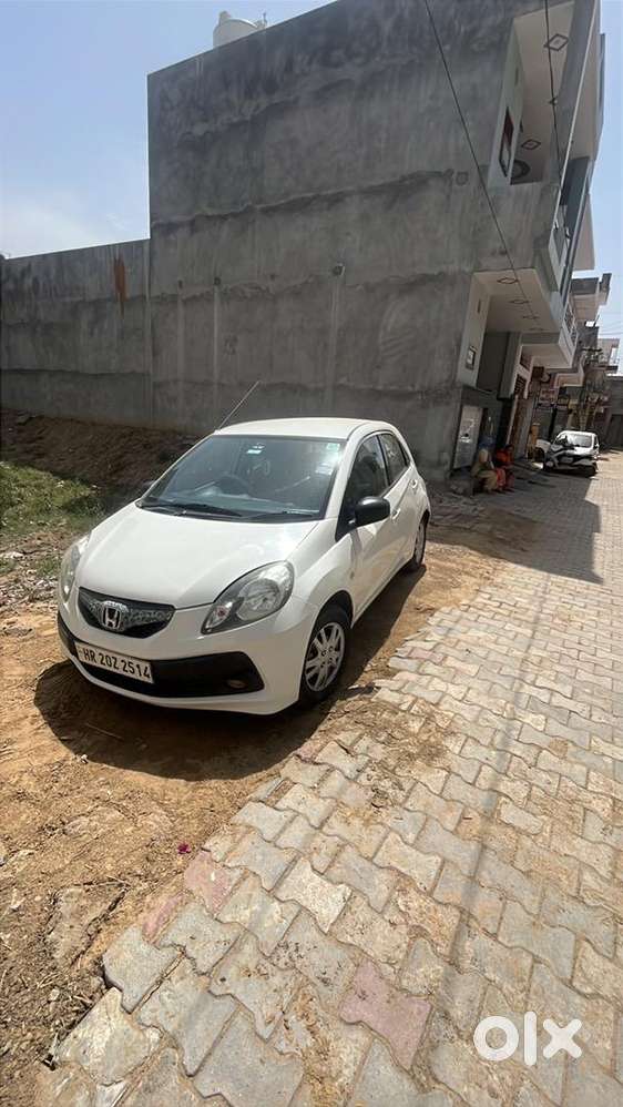 Honda Brio 2012 Petrol Well Maintained
