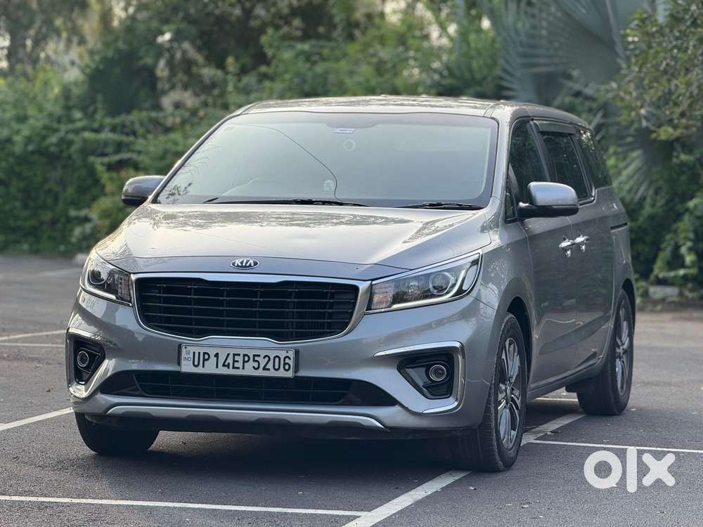 Kia Carnival Premium, 2020, Diesel