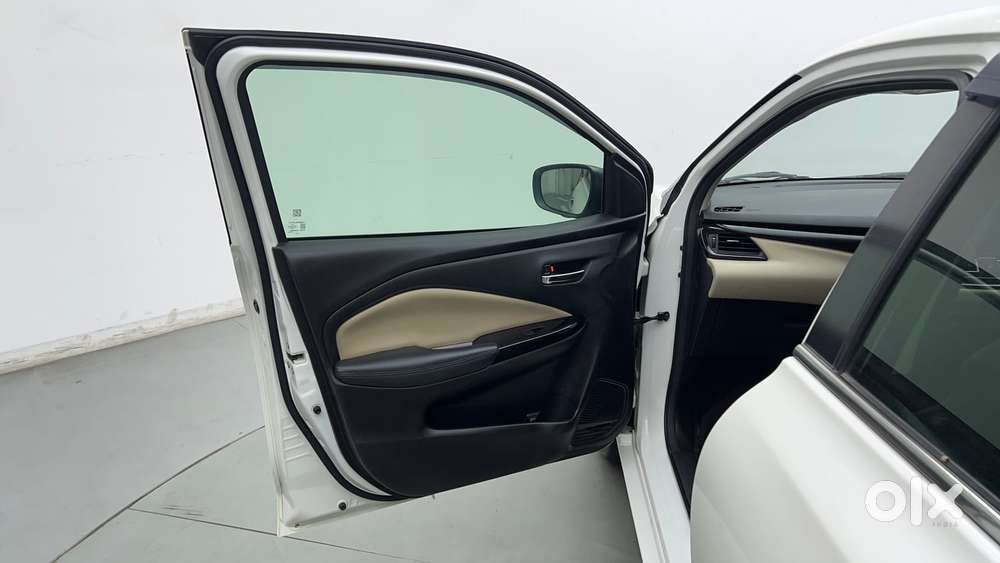 Toyota Glanza 1.2 V Amt, 2022, Petrol
