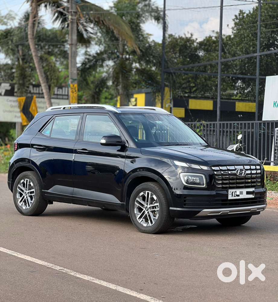 Hyundai Venue Sx Mt, 2023, Diesel