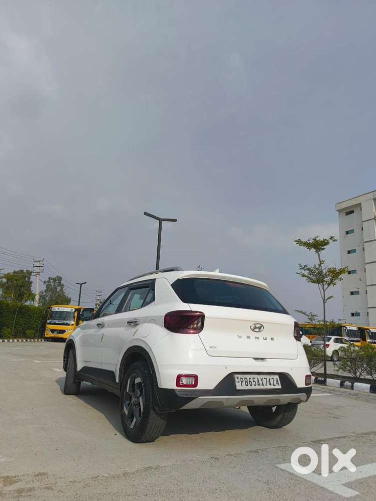 Hyundai Diesel Manual 2020