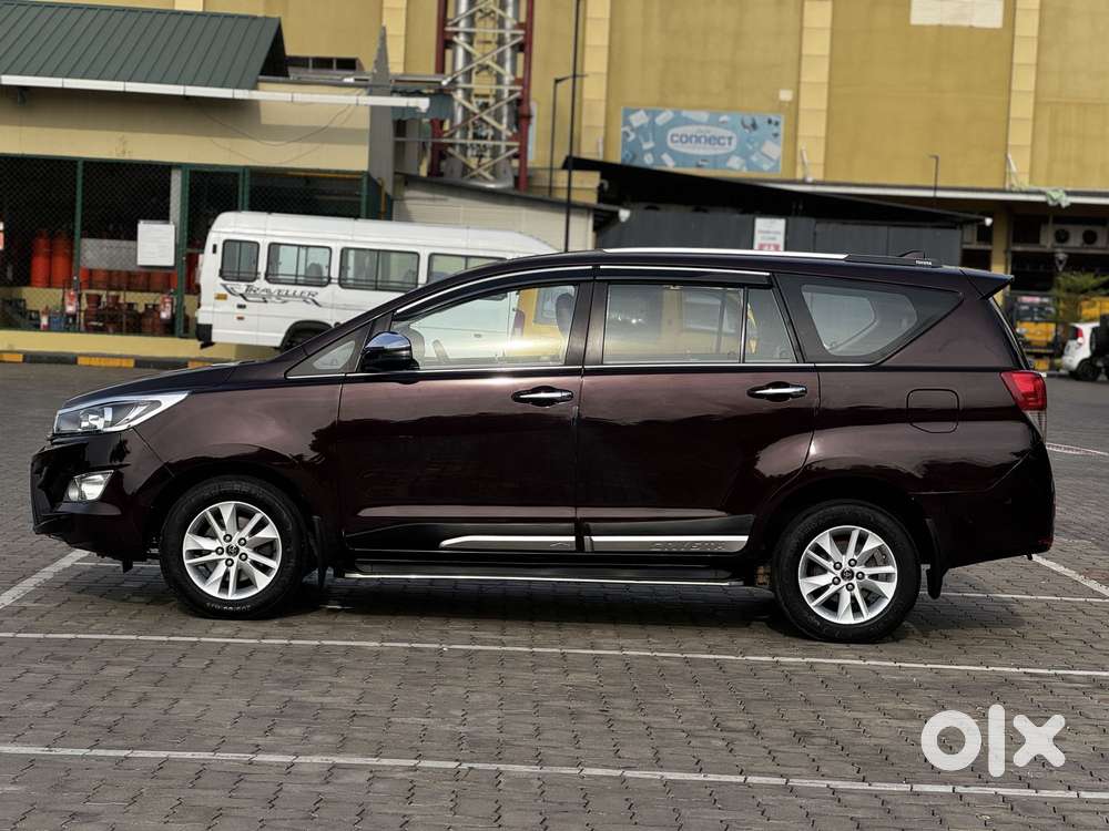 Toyota Innova Crysta 2.4 G Mt 8s, 2019, Diesel