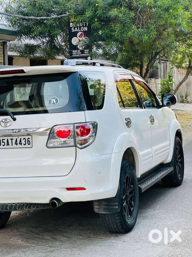 Toyota Fortuner 4x2 At 2.8 Diesel, 2012, Diesel