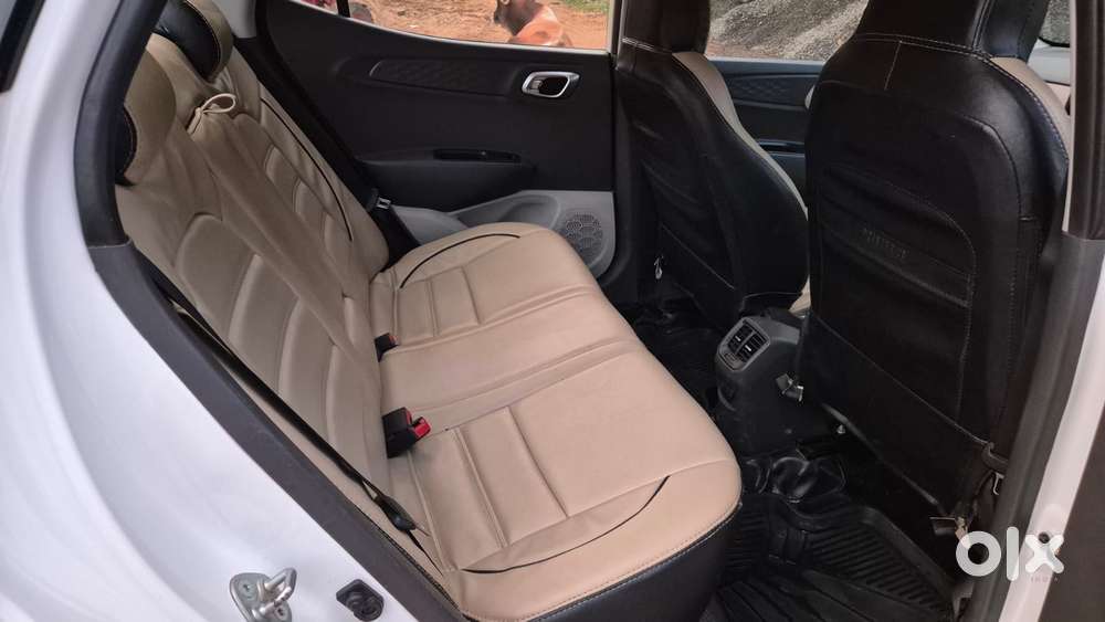 Hyundai Aura Sx (o) Manual, 2023, Petrol