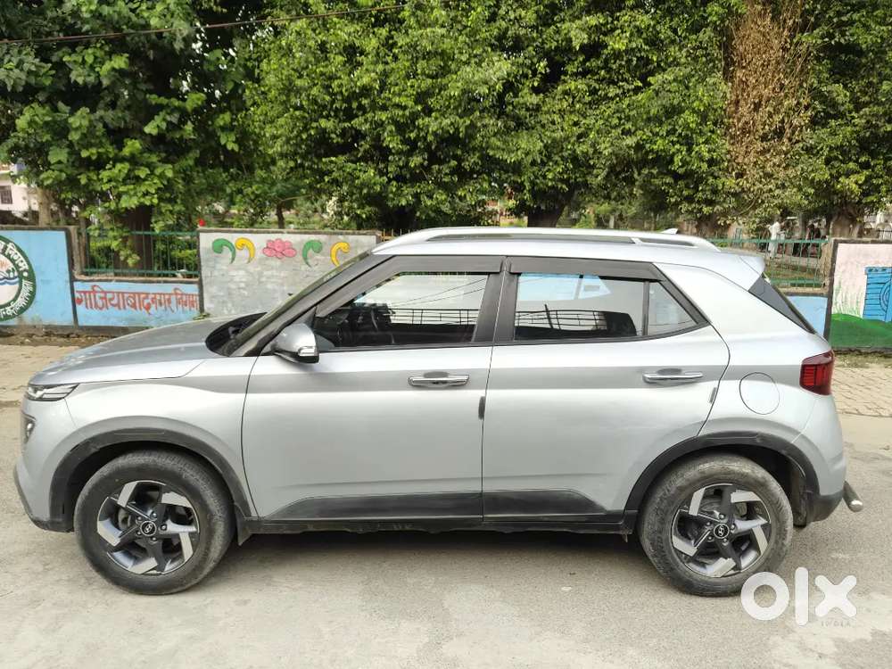 Hyundai Venue Diesel Manual 2022