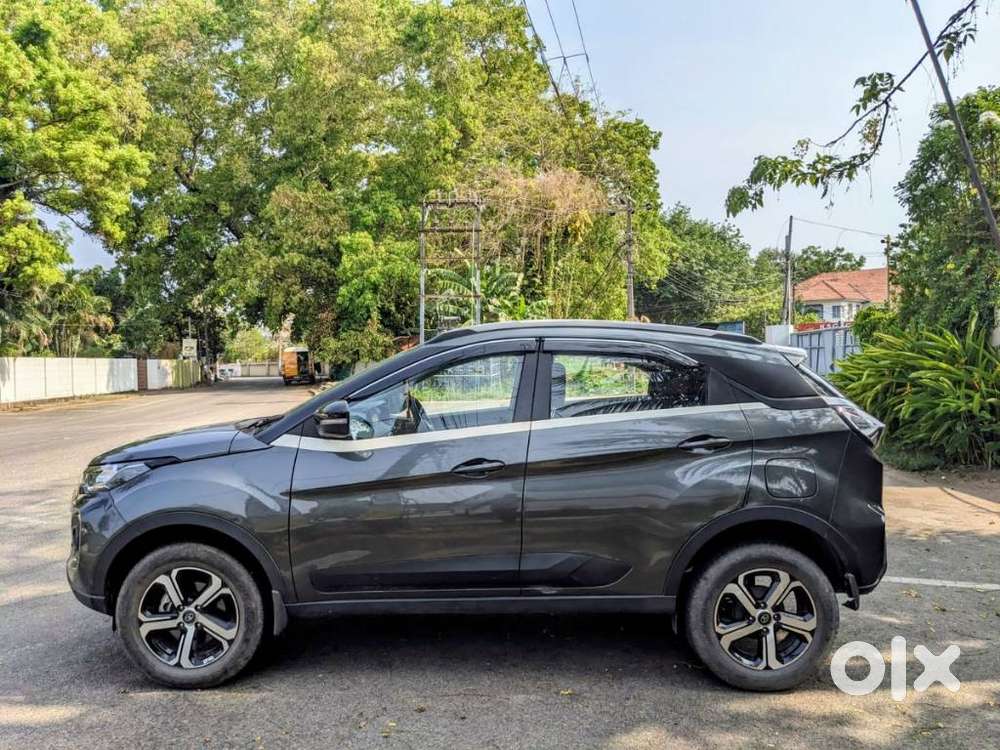 Tata Nexon 1.2 Revotron Xza Plus (o) Amt, 2022, Petrol