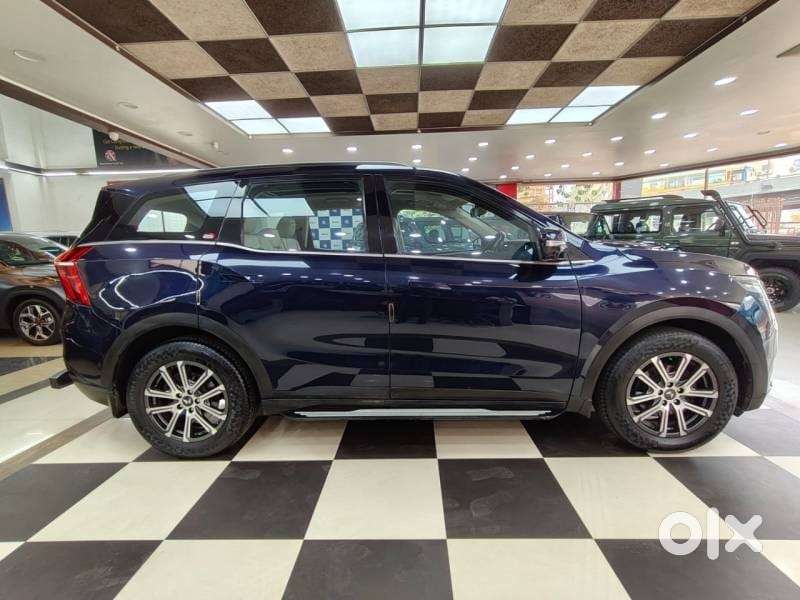 Mahindra Xuv700 2.0 Ax 7 Petrol At Luxury Pack Str, 2021, Petrol