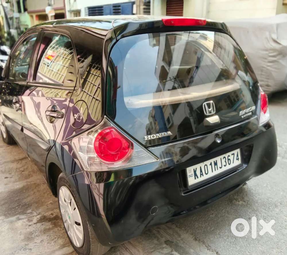 Honda Brio Petrol Mt 2nd Owner 2012