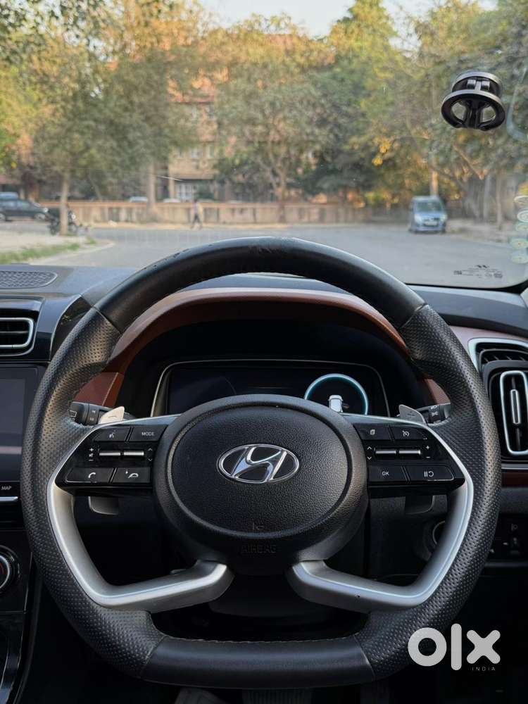 Hyundai Alcazar 2.0 Signature (o) Petrol At 7 Str, 2022, Petrol