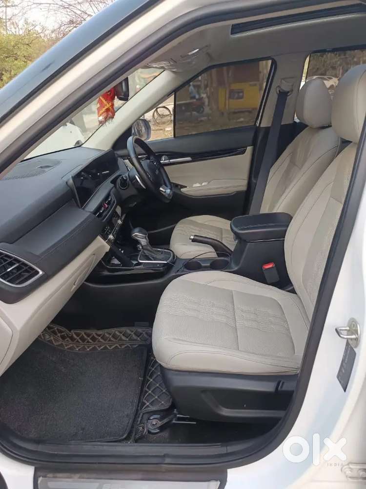 Kia Seltos Petrol 2024
