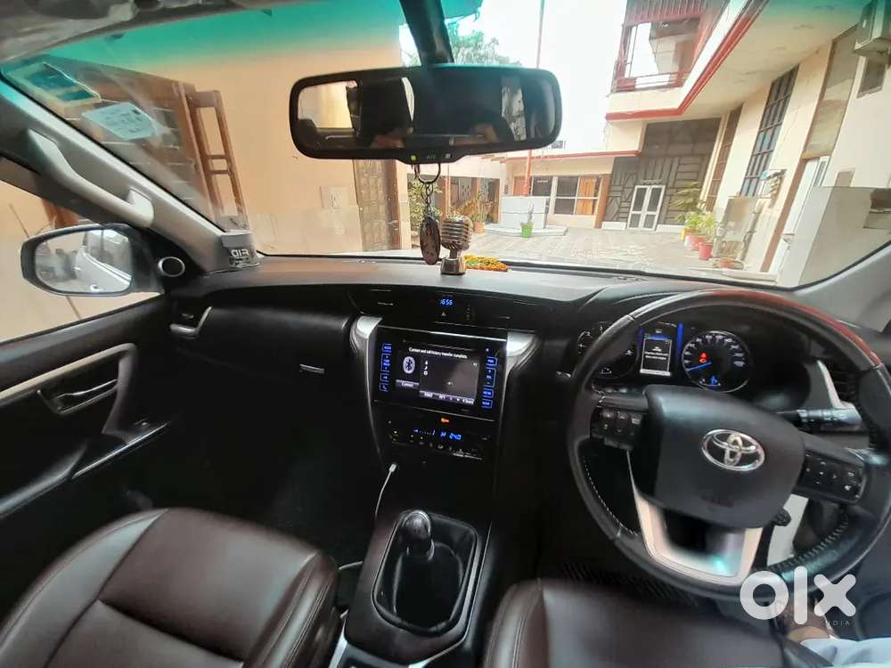 Toyota Fortuner Legender 2019
