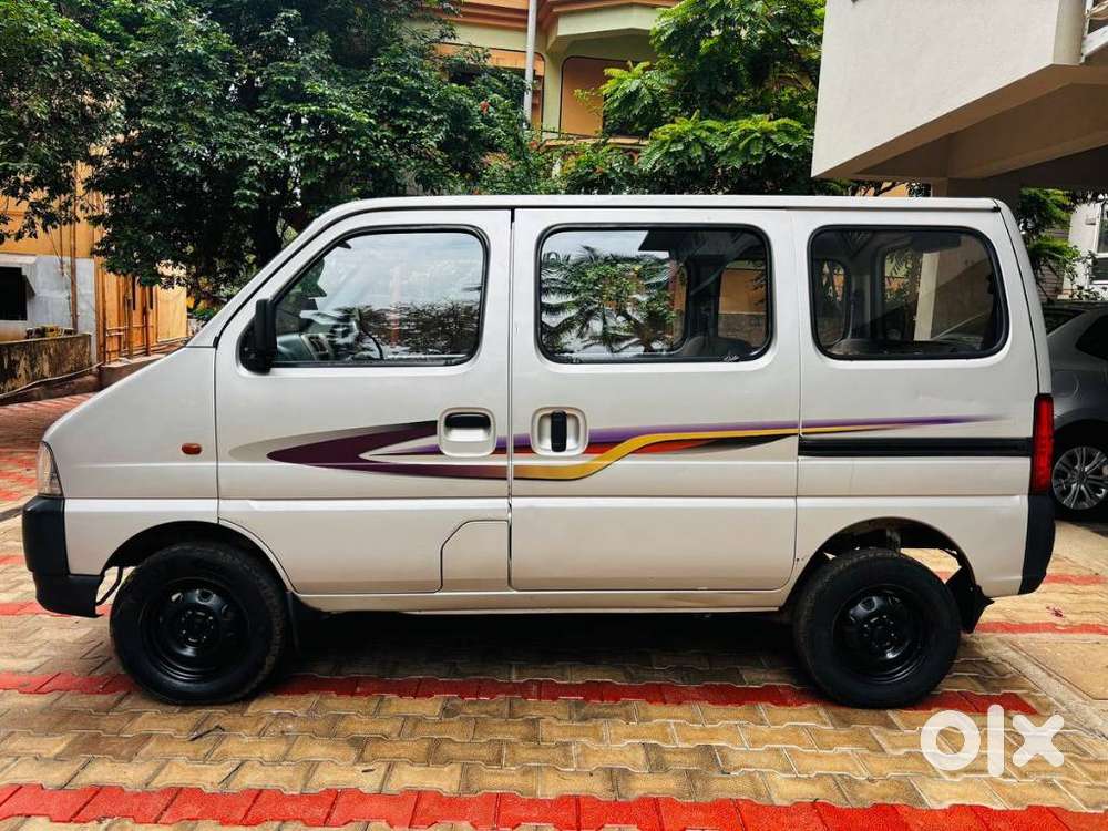 Maruti Suzuki Eeco 7 Seater Standard, 2013