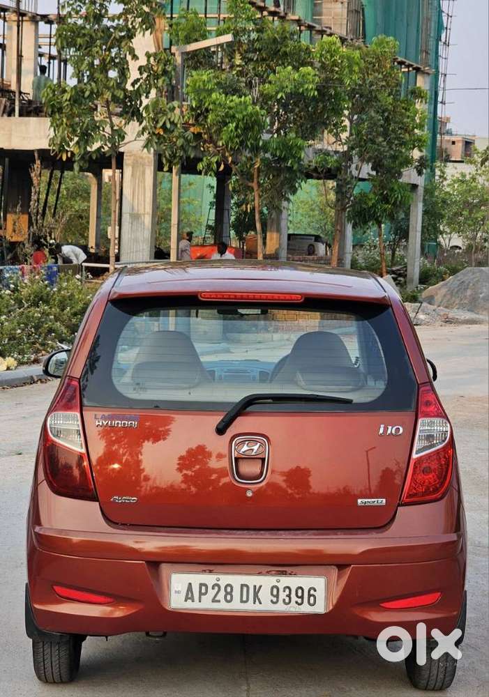 Hyundai I10 Sportz At, 2011, Petrol