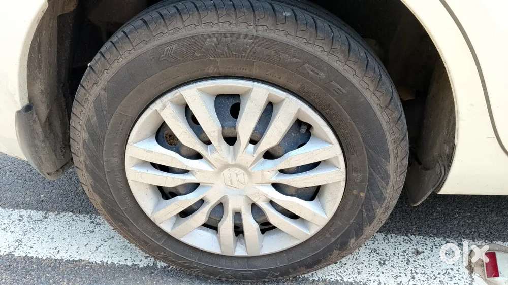 Maruti Suzuki Dzire 2022 Petrol 90000 Km Driven