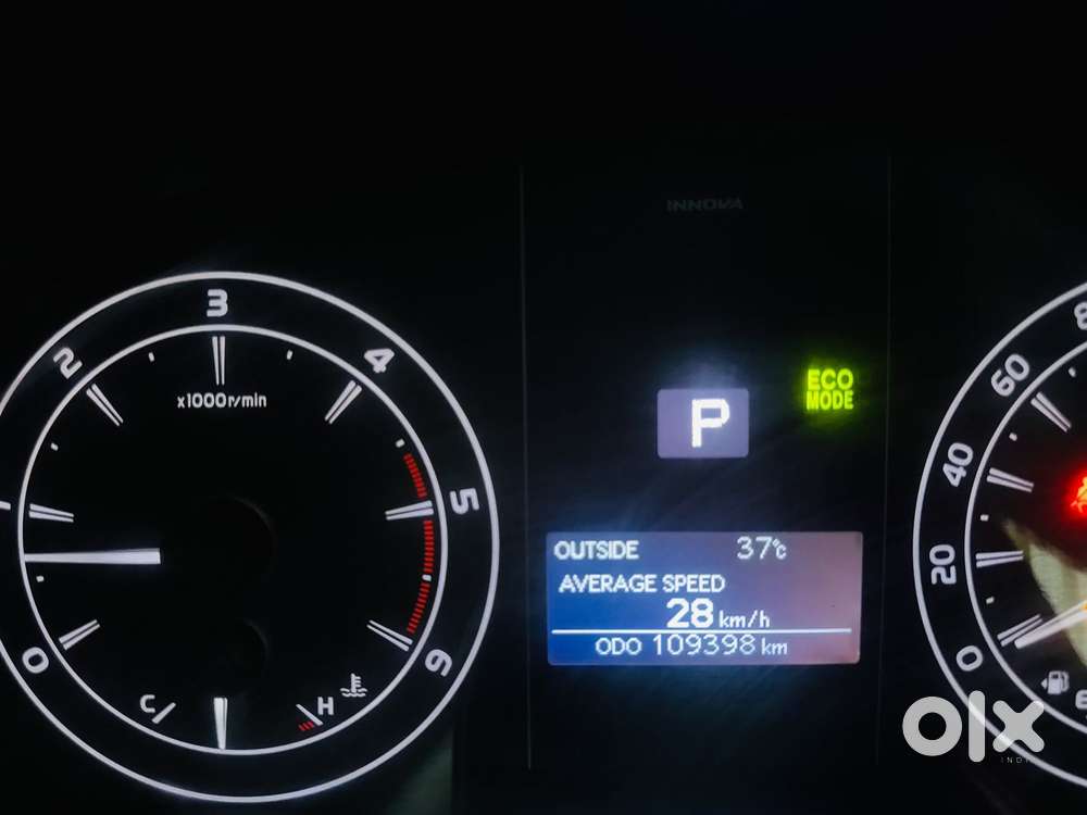 Toyota Innova Crysta [2020-ongoing] 2.4 Gx At 7 Str, 2020, Diesel