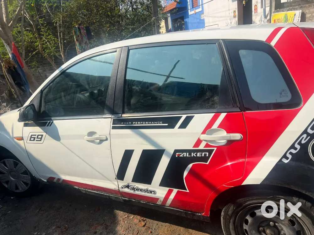 Ford Figo 2011 Diesel 100734 Km Driven